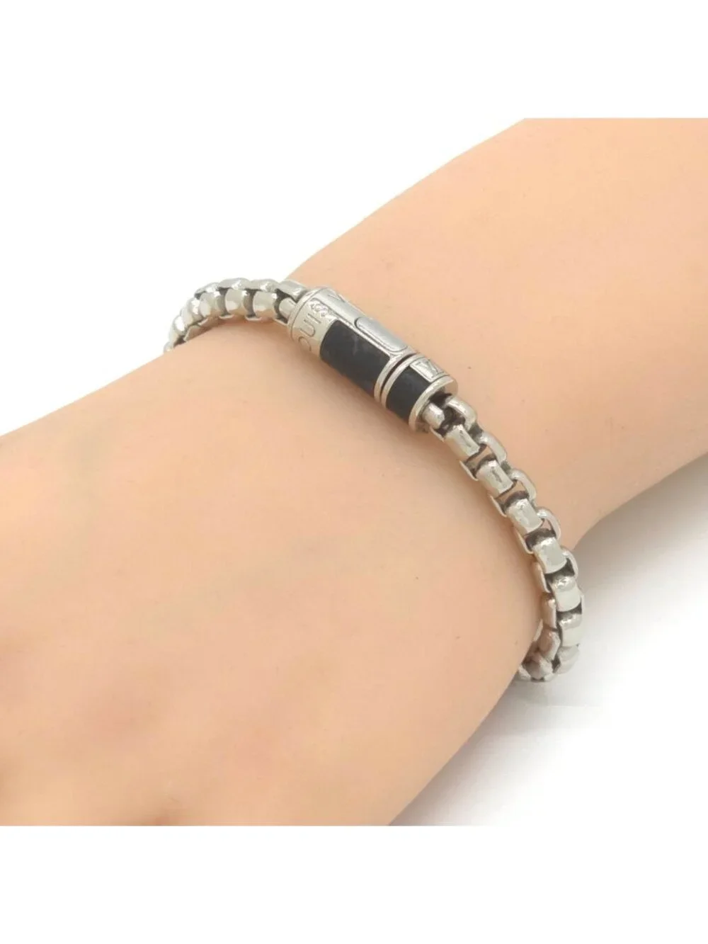 Louis Vuitton Bracelet Chain Monogram 16.8 Eclipse Canvas Silver Color Metal